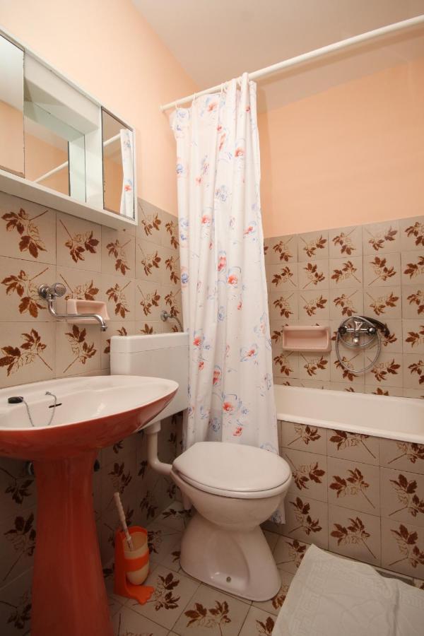 Apartments By The Sea Stara Novalja, Pag - 6469 外观 照片